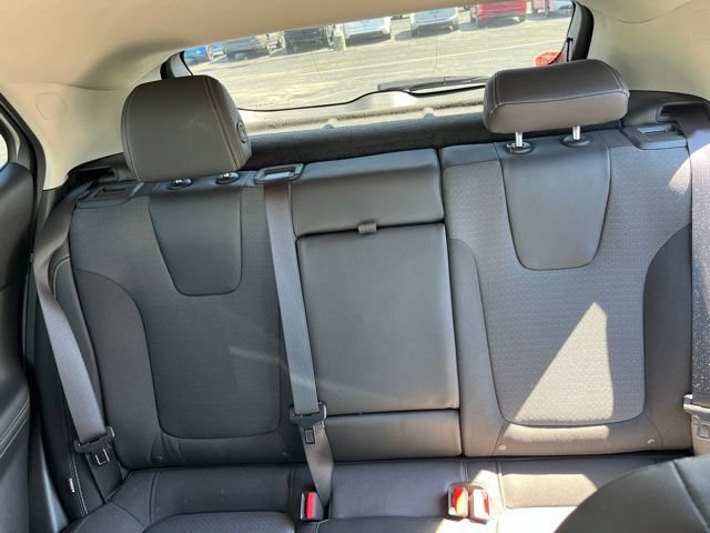 Used 2023 Buick Encore GX Select w/ Safety Package II AWD/4WD image 34