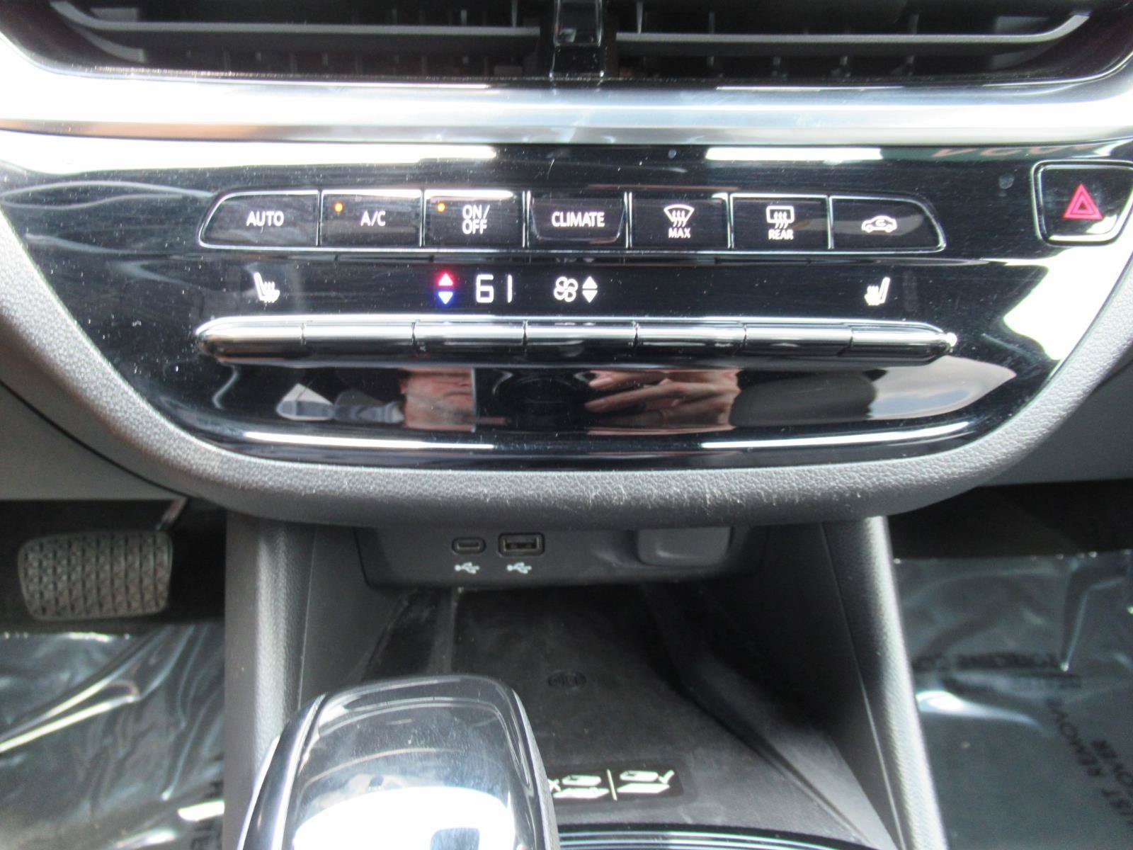 Certified 2024 Buick Envista Avenir FWD image 29