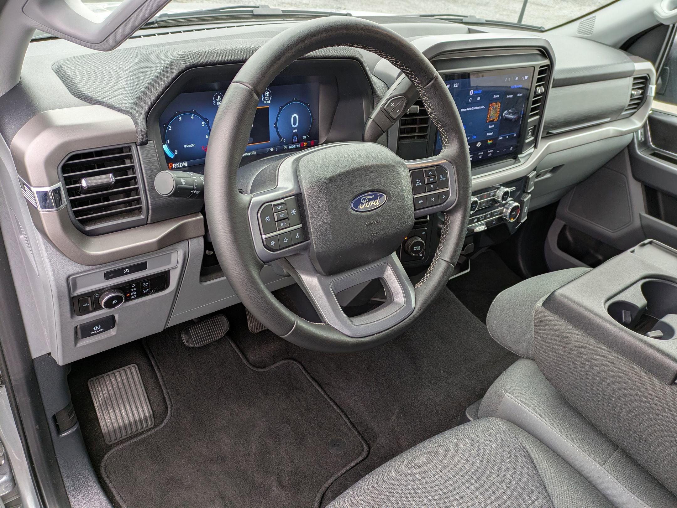 Certified 2025 Ford F150 XLT w/ Equipment Group 301A Standard image 8