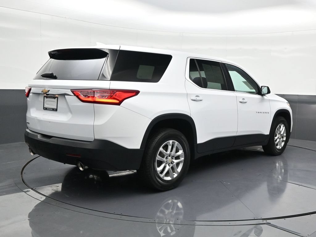 Used 2019 Chevrolet Traverse LS FWD image 5