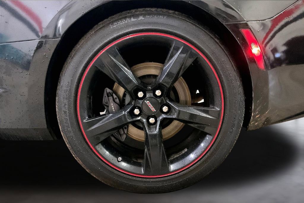 Used 2017 Chevrolet Camaro SS RWD image 9