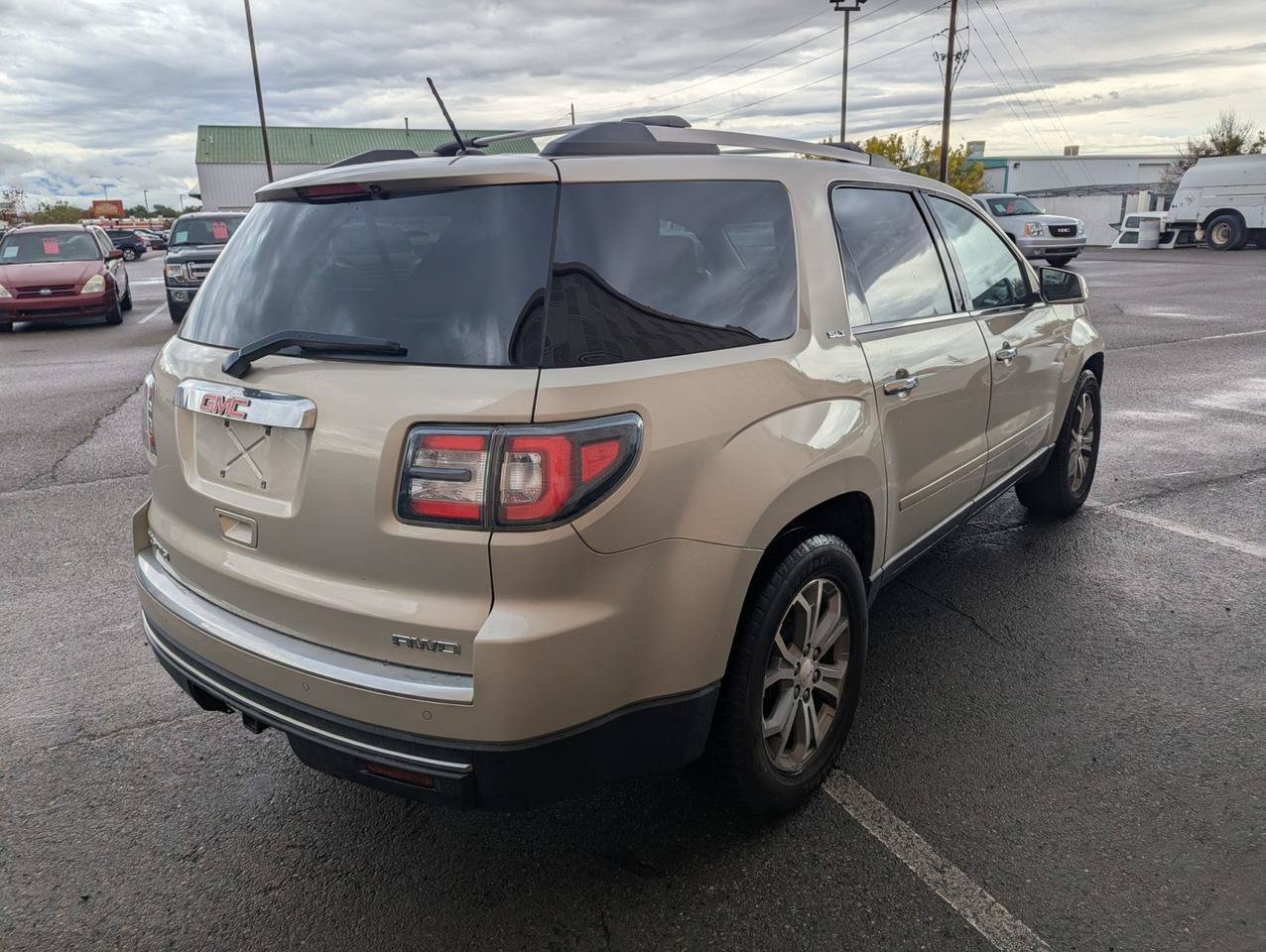 Used 2015 GMC Acadia SLT w/ Open Road Package AWD/4WD image 5