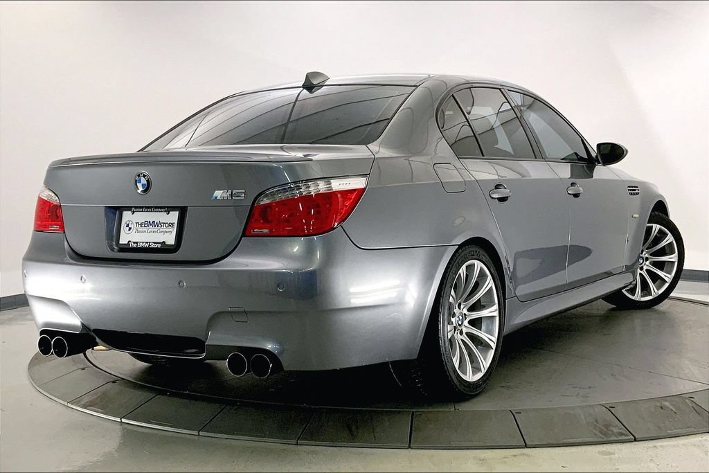 Used 2008 BMW M5 RWD image 12