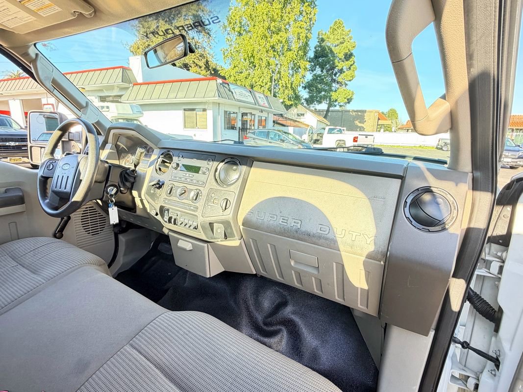 Used 2008 Ford F350 XL image 25