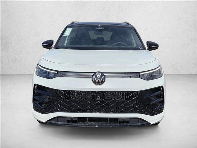 New 2026 Volkswagen Tiguan SE R-Line image 6
