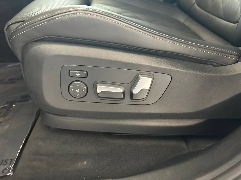 Used 2026 BMW X5 xDrive40i w/ Premium Package AWD/4WD image 48