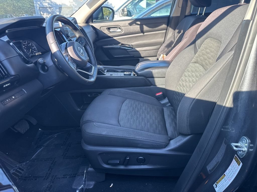 Used 2022 Nissan Pathfinder SV AWD/4WD image 5