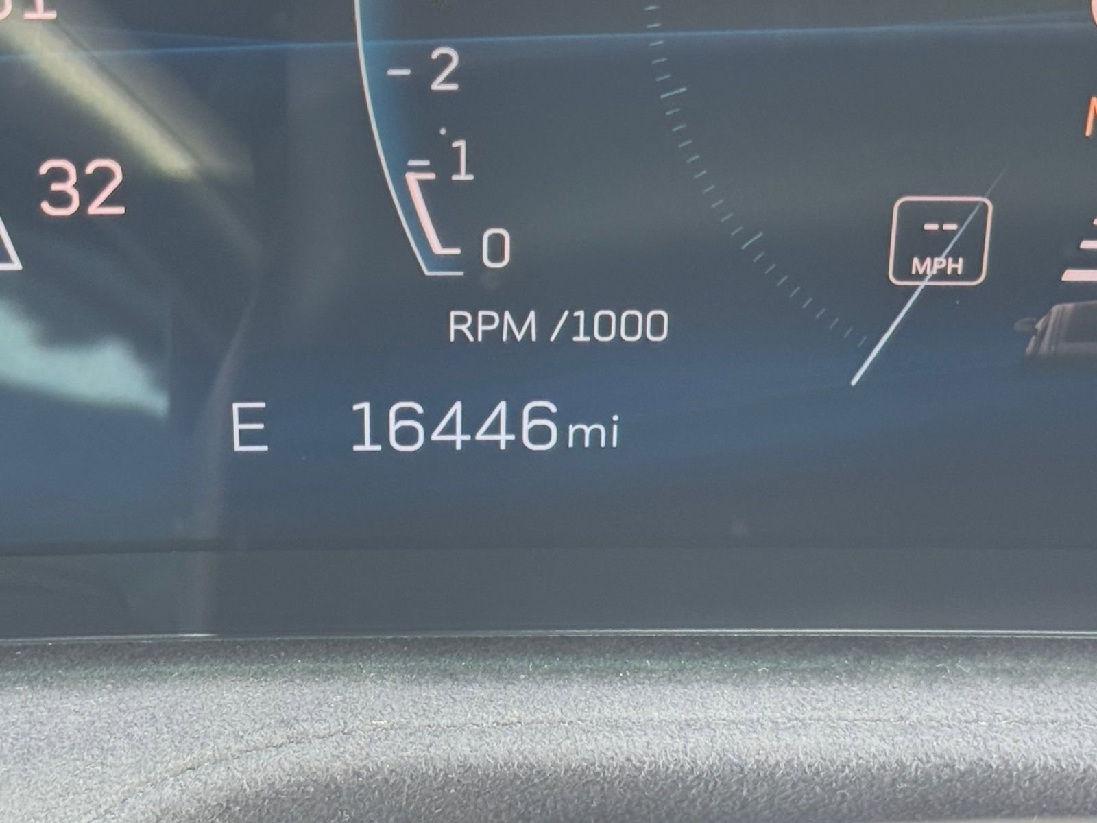 Used 2024 Cadillac XT4 Sport AWD/4WD image 25