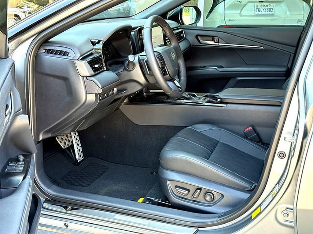 New 2026 Toyota Camry XSE FWD image 10