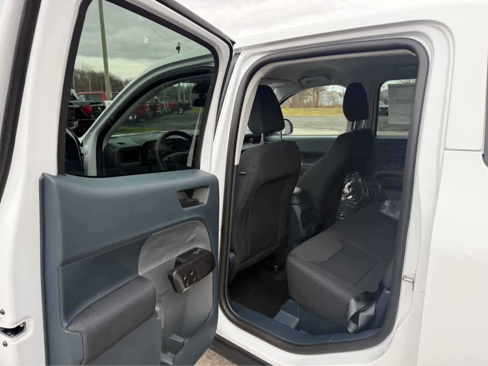 New 2025 Ford Maverick XL w/ 4K Tow Package image 16