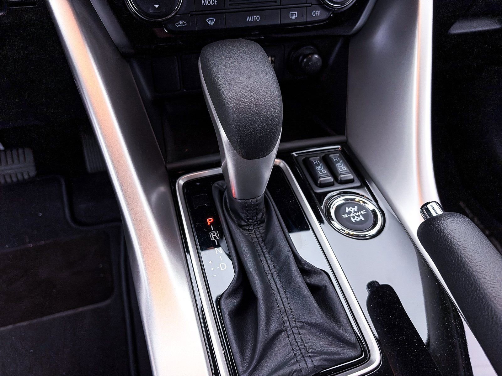 New 2025 Mitsubishi Eclipse Cross LE image 16