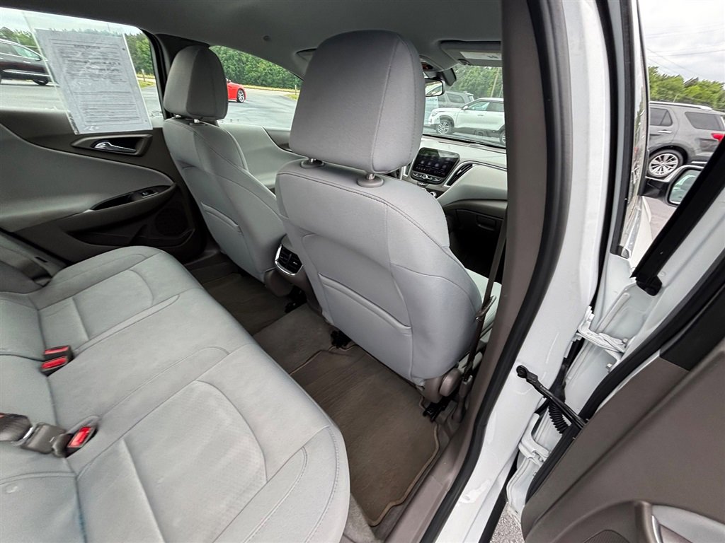 Used 2022 Chevrolet Malibu LT FWD image 20