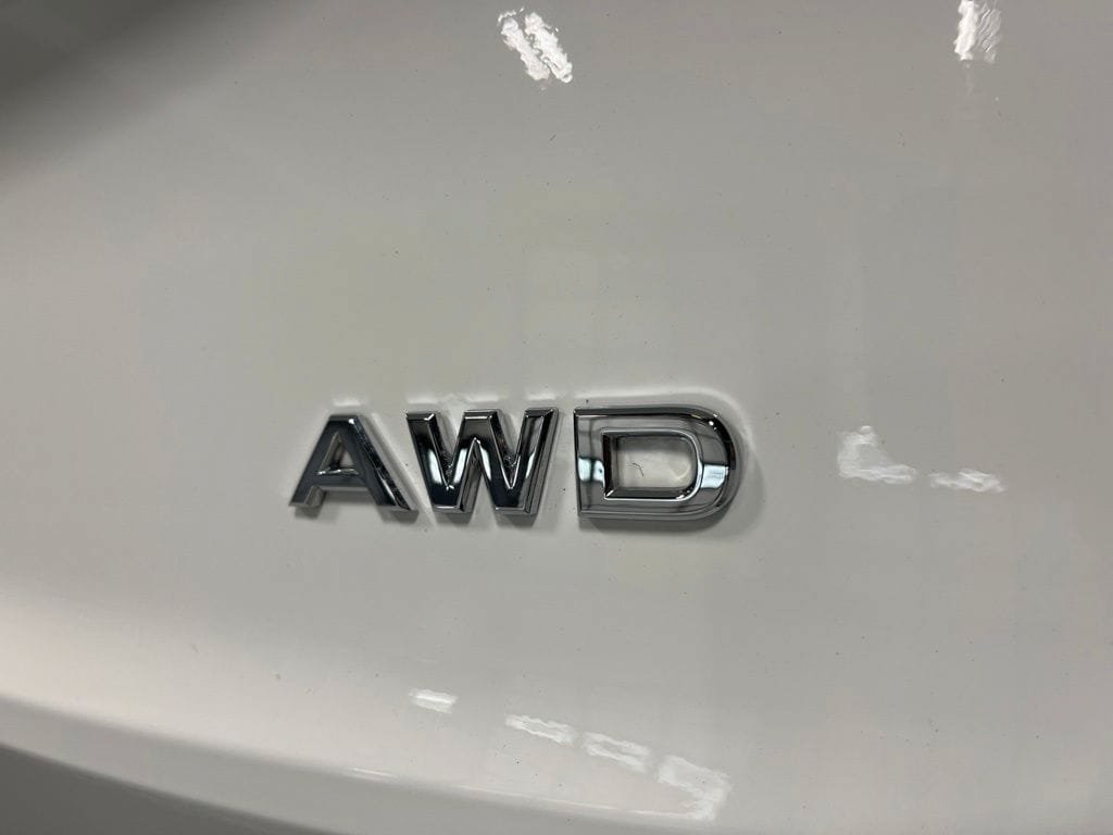 Used 2023 Nissan Rogue S AWD/4WD image 34