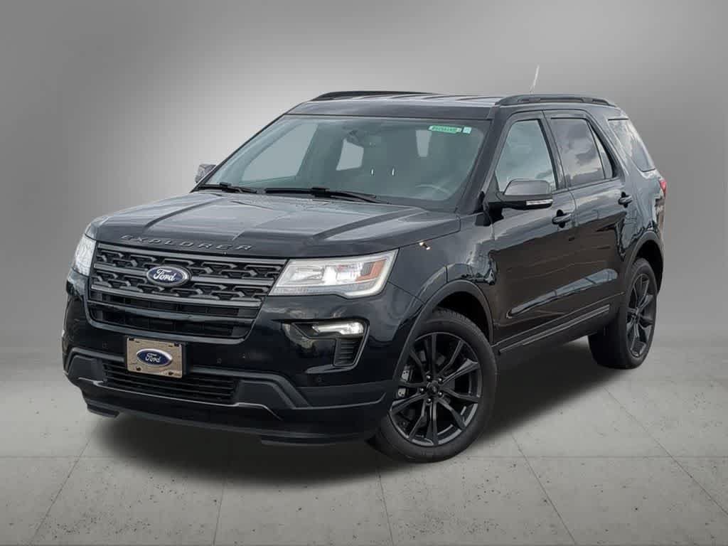 Used 2018 Ford Explorer XLT w/ Equipment Group 202A AWD/4WD image 1