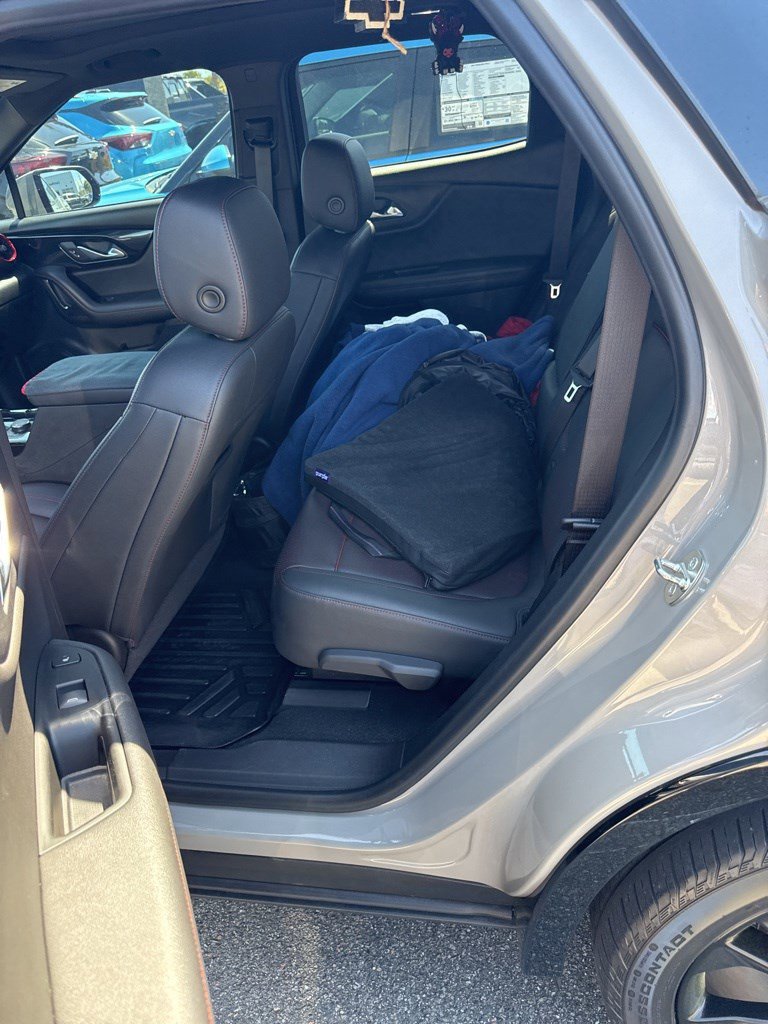 Used 2021 Chevrolet Blazer RS w/ Enhanced Convenience Package image 9