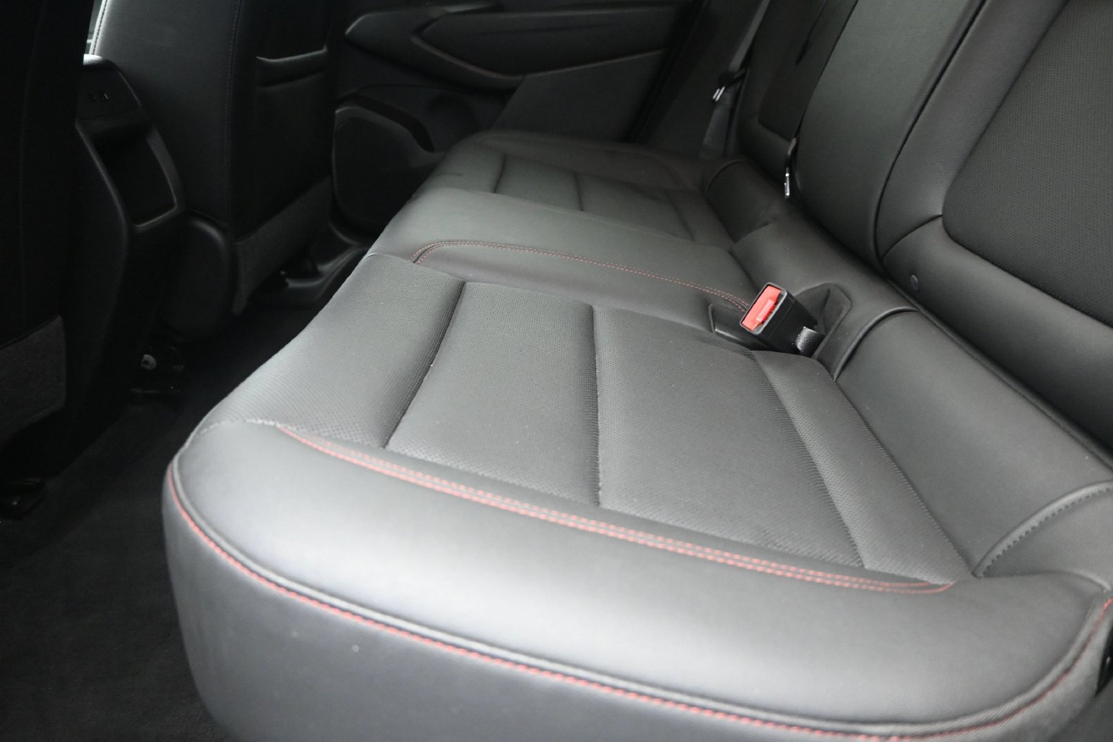 Certified 2024 Chevrolet Trax RS FWD image 16