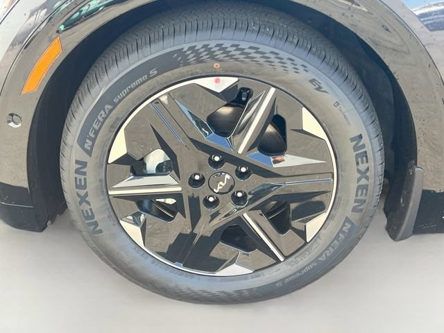 New 2026 Kia EV6 Wind RWD image 32