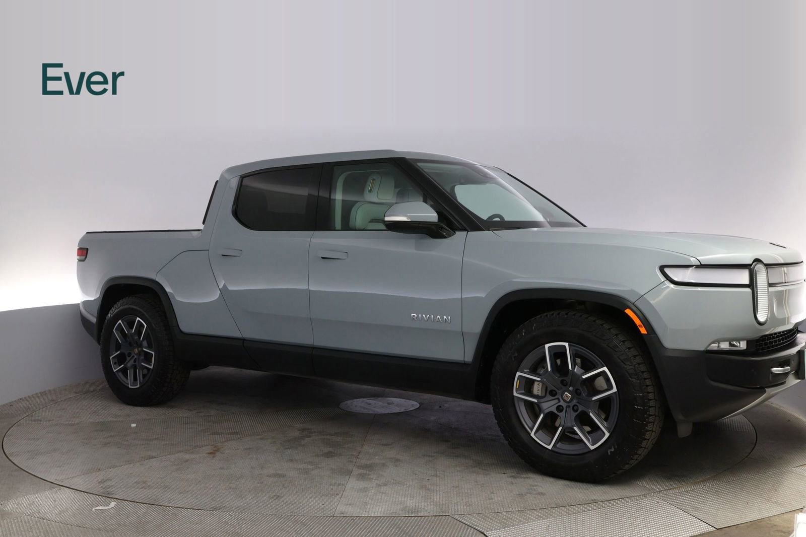 Used 2023 Rivian R1T Adventure image 14