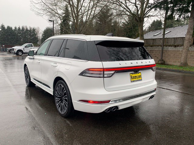 New 2026 Lincoln Aviator Black Label w/ Dynamic Handling Package AWD/4WD image 3