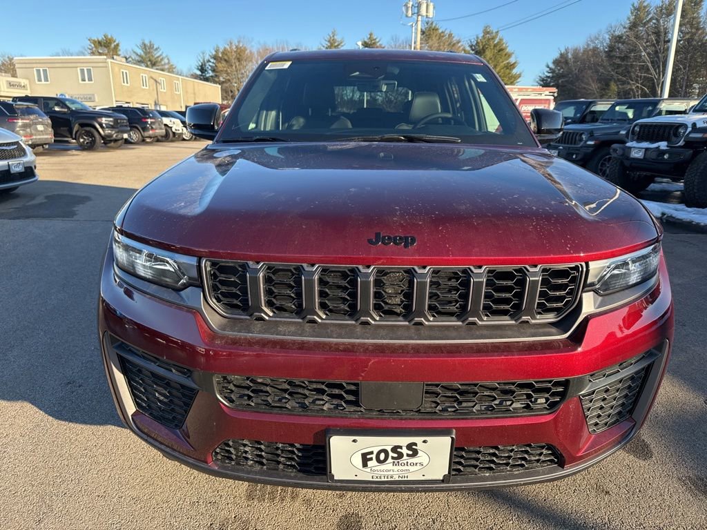 New 2026 Jeep Grand Cherokee Laredo image 8