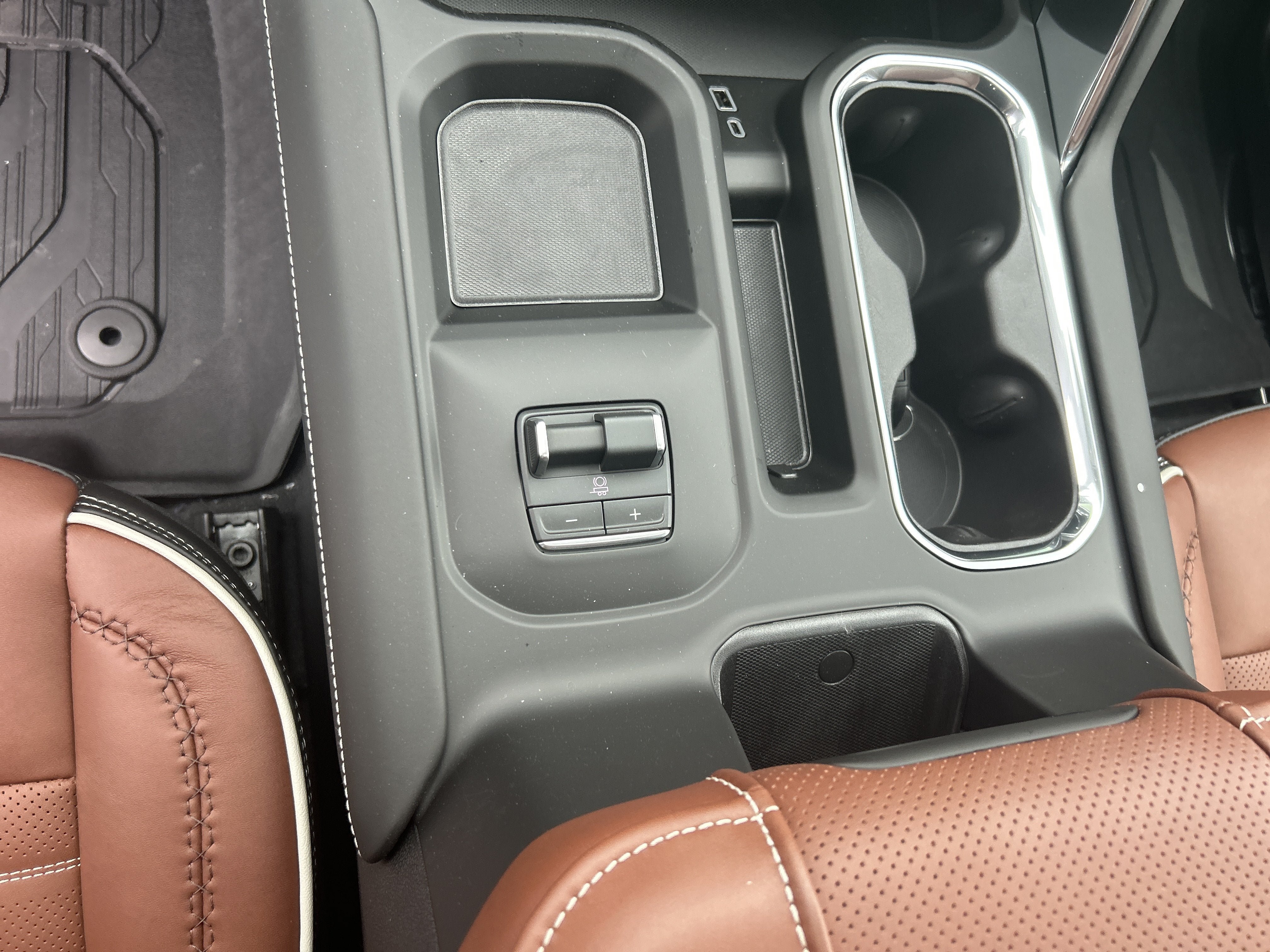 New 2026 GMC Sierra 2500 Denali Ultimate w/ LPO, Black Badging Package AWD/4WD image 29