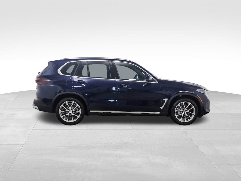 New 2026 BMW X5 xDrive50e w/ Climate Comfort Package image 6