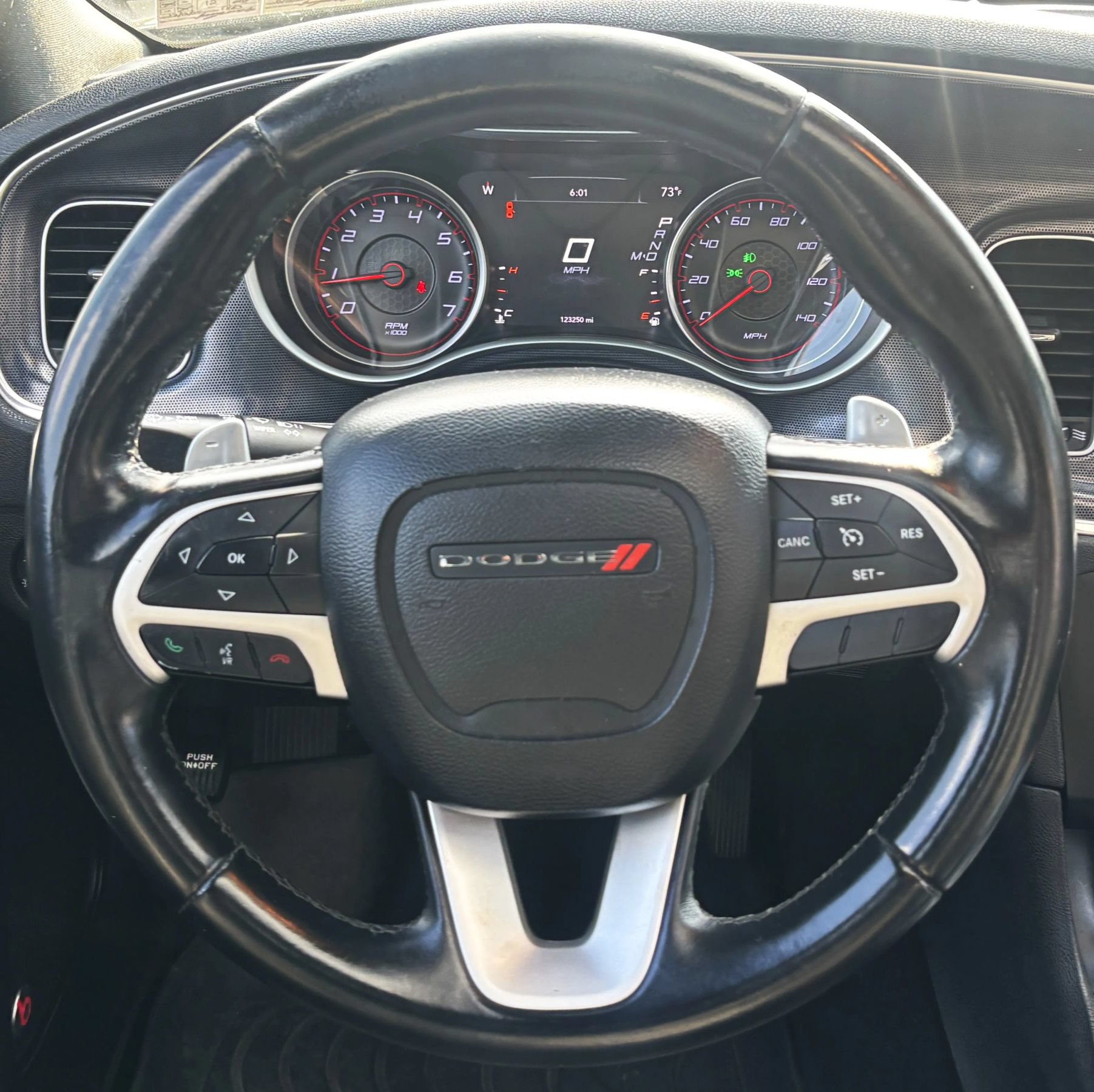 Used 2015 Dodge Charger SXT RWD image 12