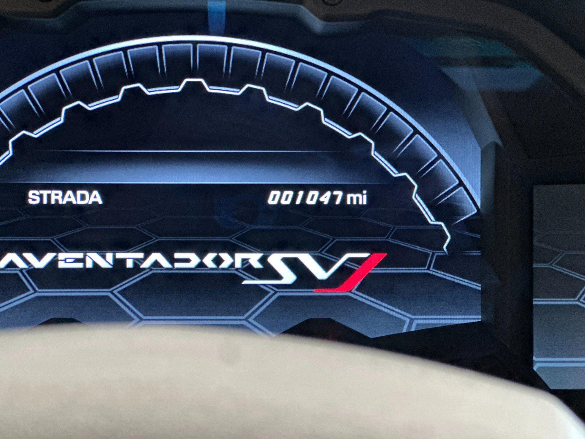 Used 2021 Lamborghini Aventador SVJ image 28