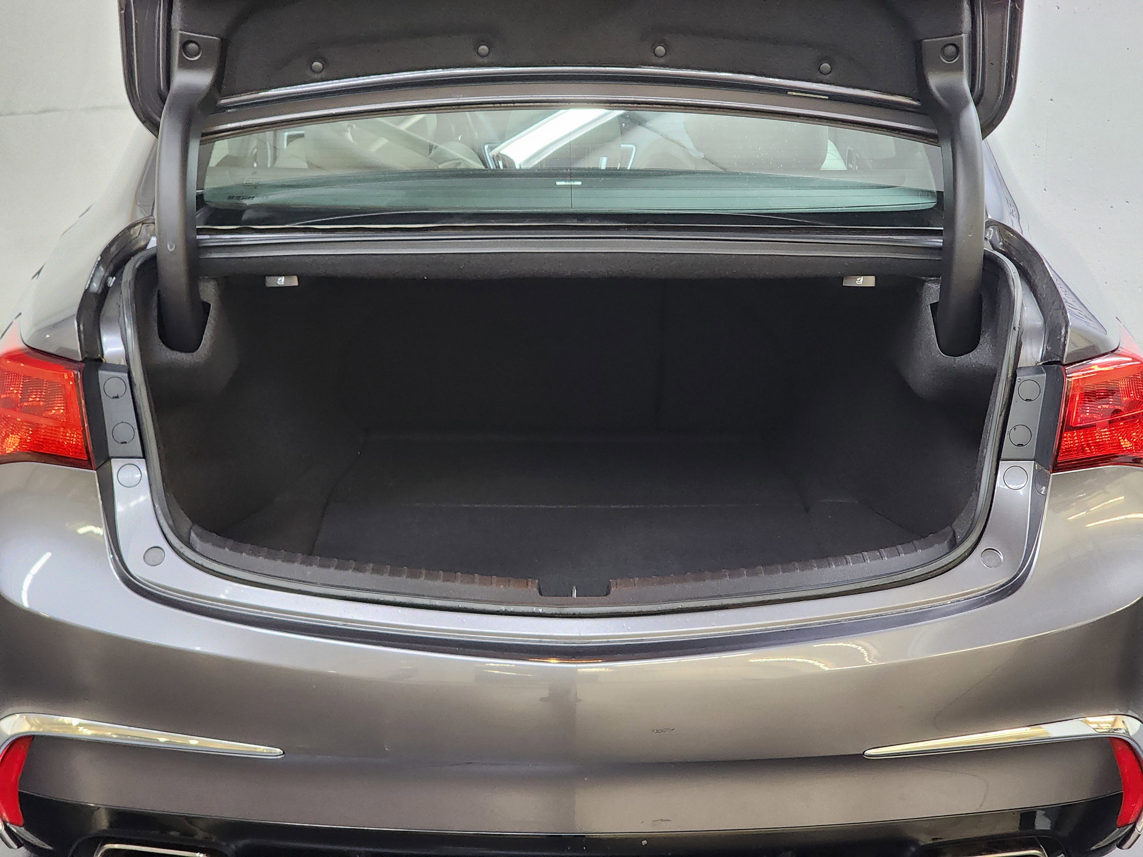 Certified 2018 Acura TLX V6 w/ Technology Package image 7