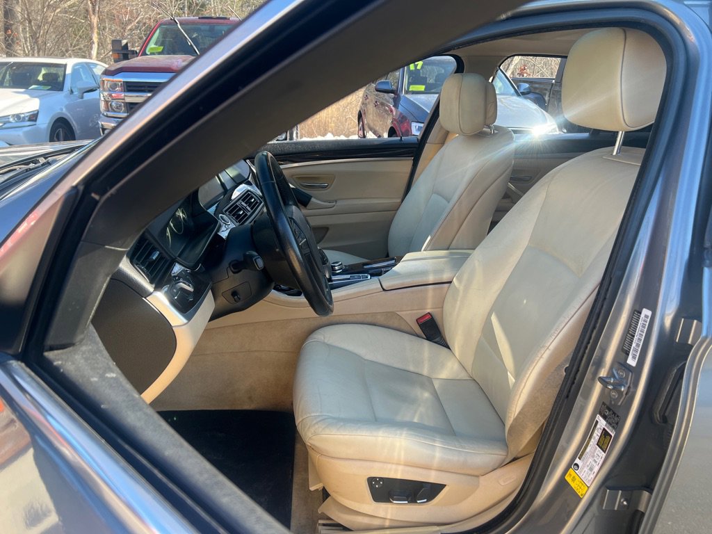 Used 2011 BMW 528i Sedan RWD image 15