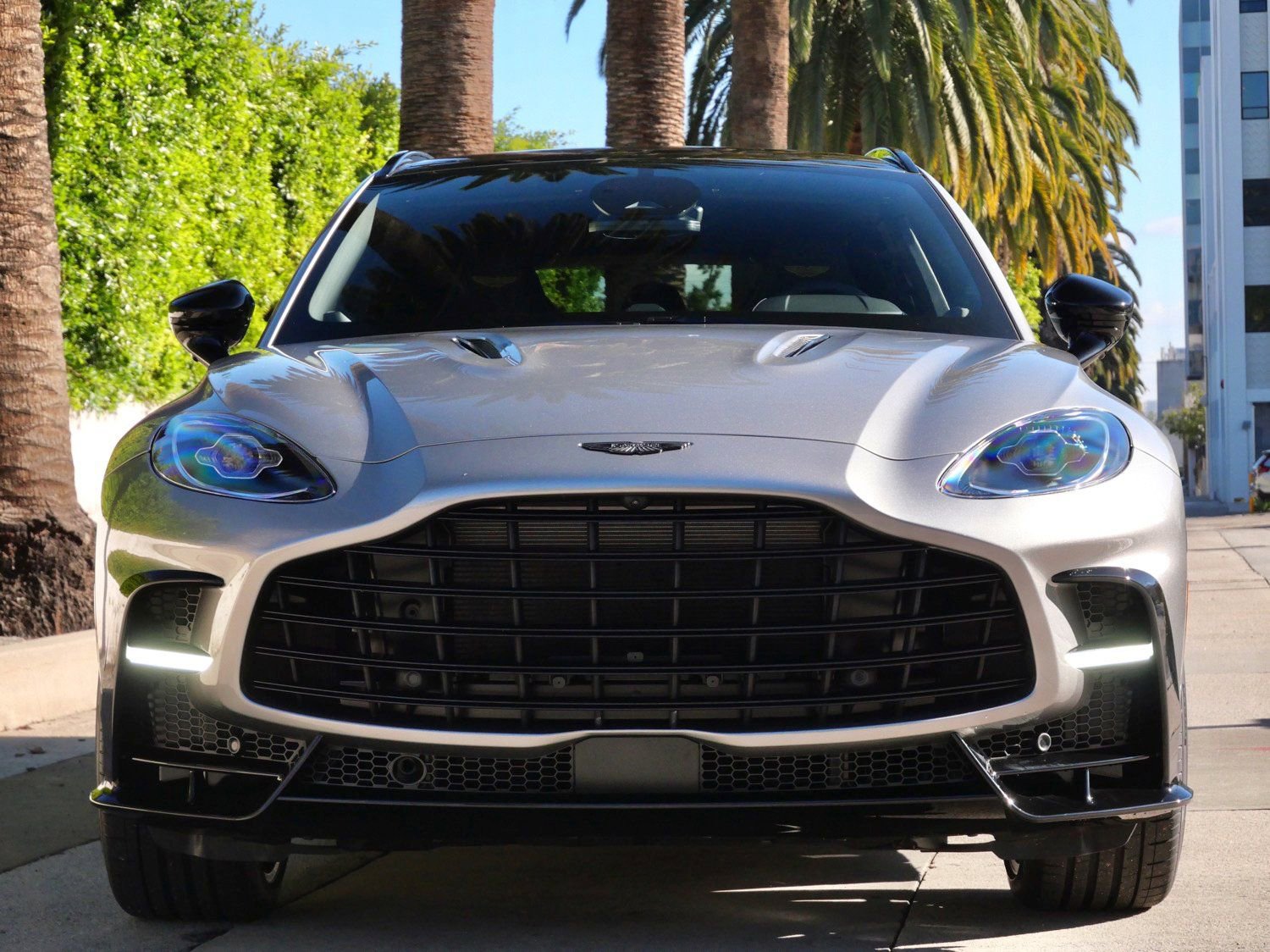 New 2026 Aston Martin DBX S image 7