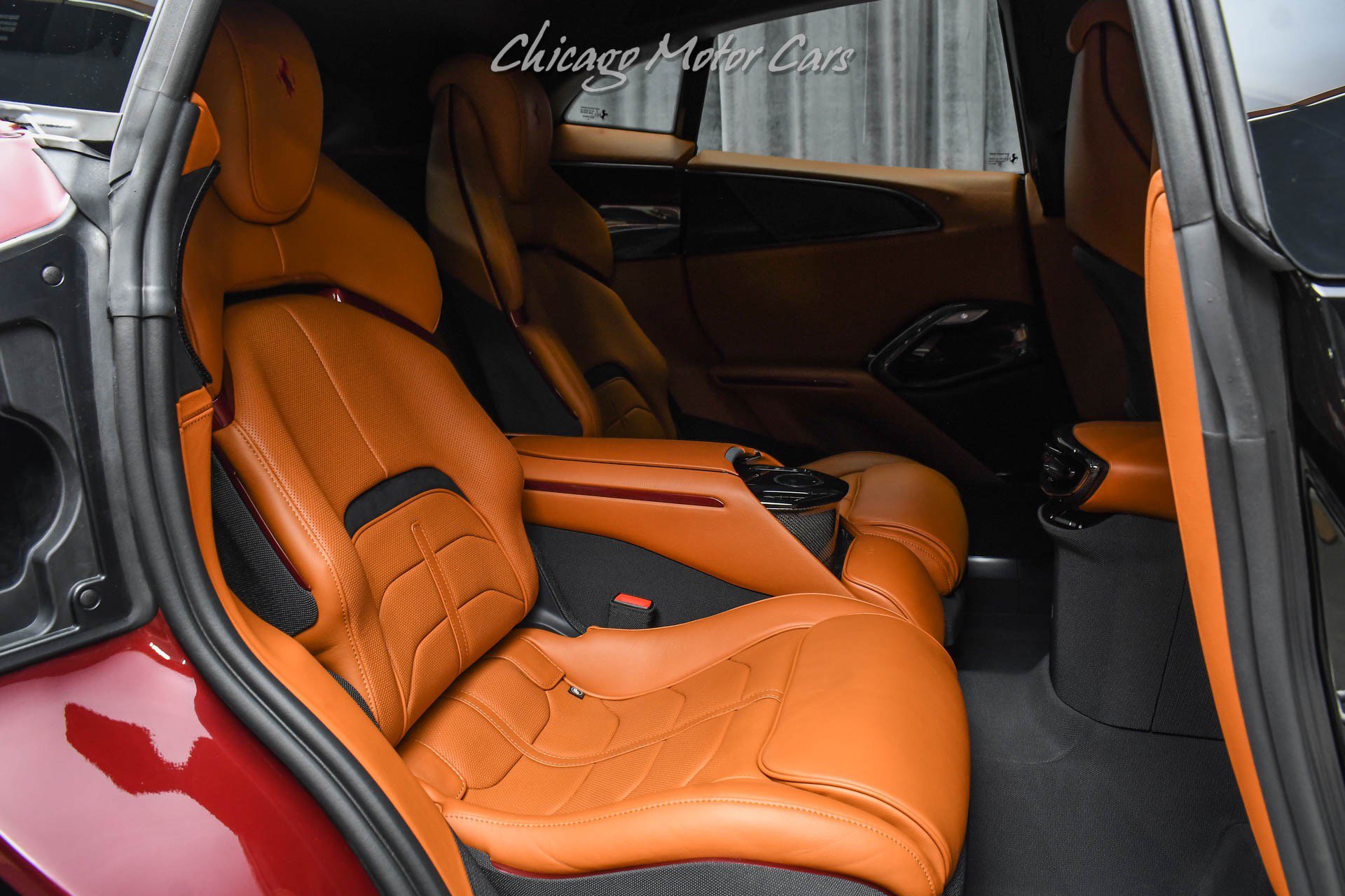 Used 2026 Ferrari Purosangue AWD/4WD image 33