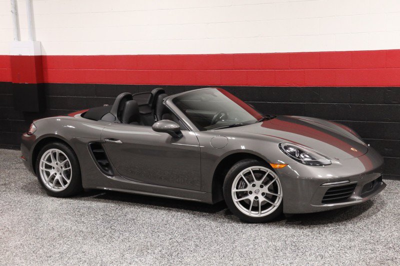 Used 2017 Porsche 718 Boxster RWD image 2