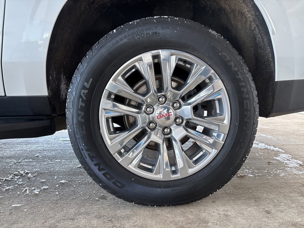 Used 2023 GMC Yukon XL Denali w/ Advanced Technology Package image 44