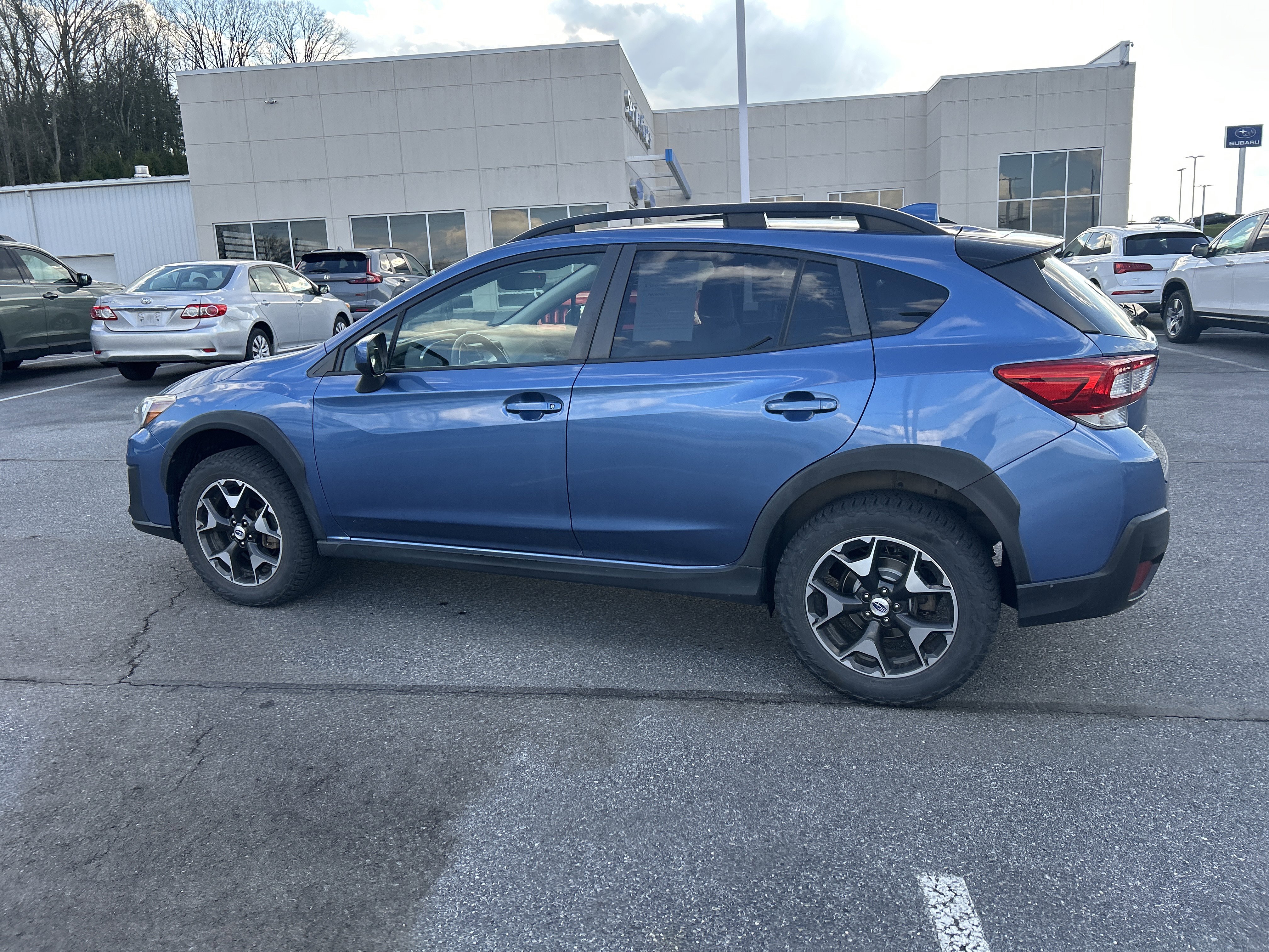 Used 2018 Subaru Crosstrek 2.0i Premium w/ Moonroof Package AWD/4WD image 21