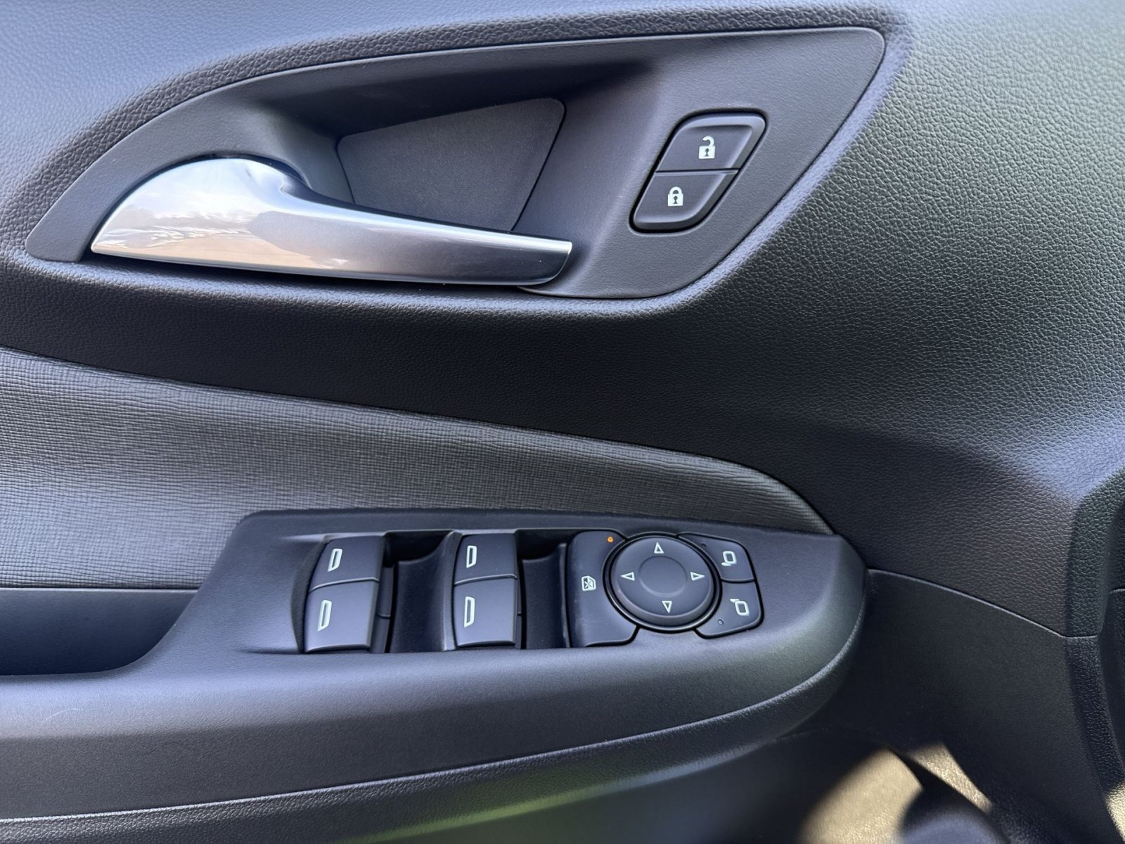 New 2026 Buick Envista Preferred FWD image 15