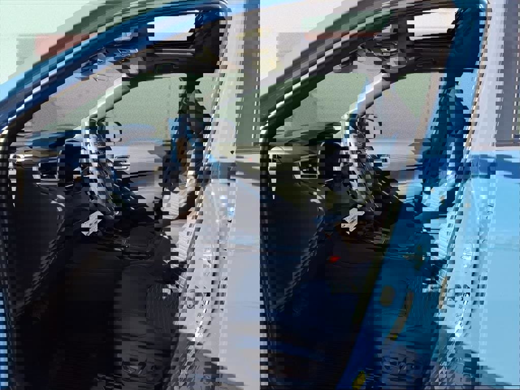 Certified 2026 Toyota Corolla Cross XSE image 16