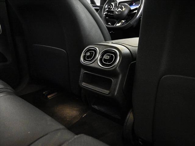 Used 2023 Mercedes-Benz GLC 300 4MATIC image 19
