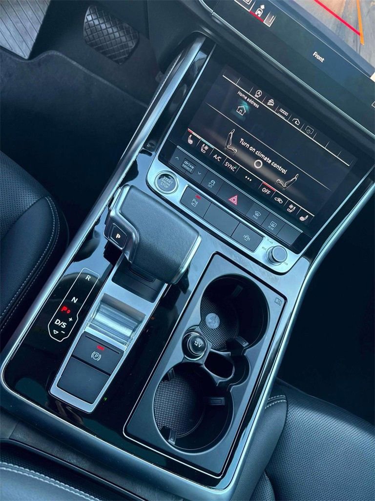 Used 2023 Audi Q8 Premium Plus image 20