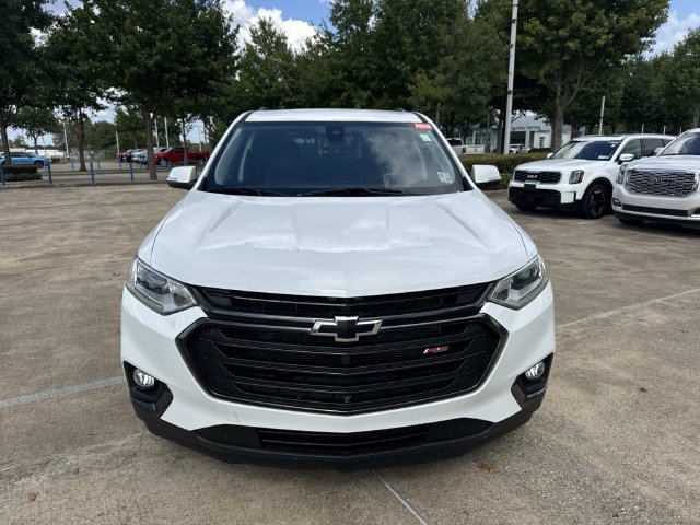 Used 2021 Chevrolet Traverse RS FWD image 2