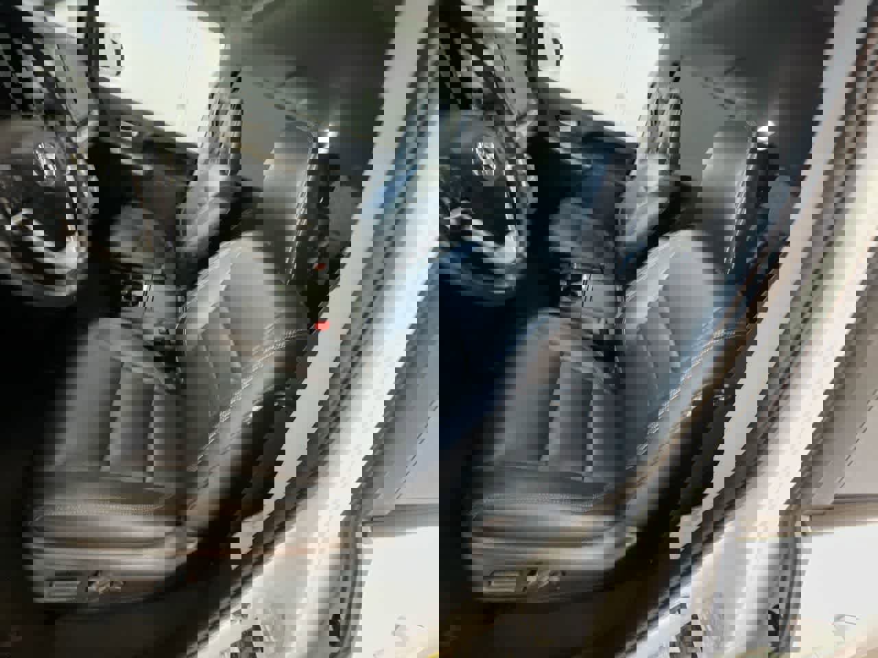 Used 2020 Toyota Sienna SE w/ SE Preferred Package image 11