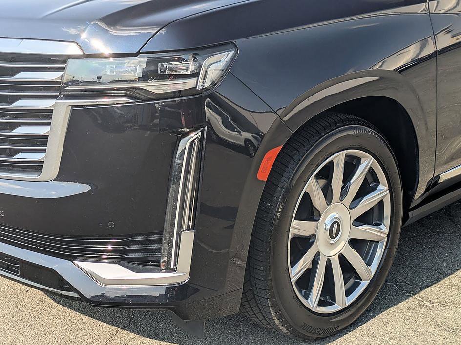 Certified 2024 Cadillac Escalade Premium Luxury Platinum image 9