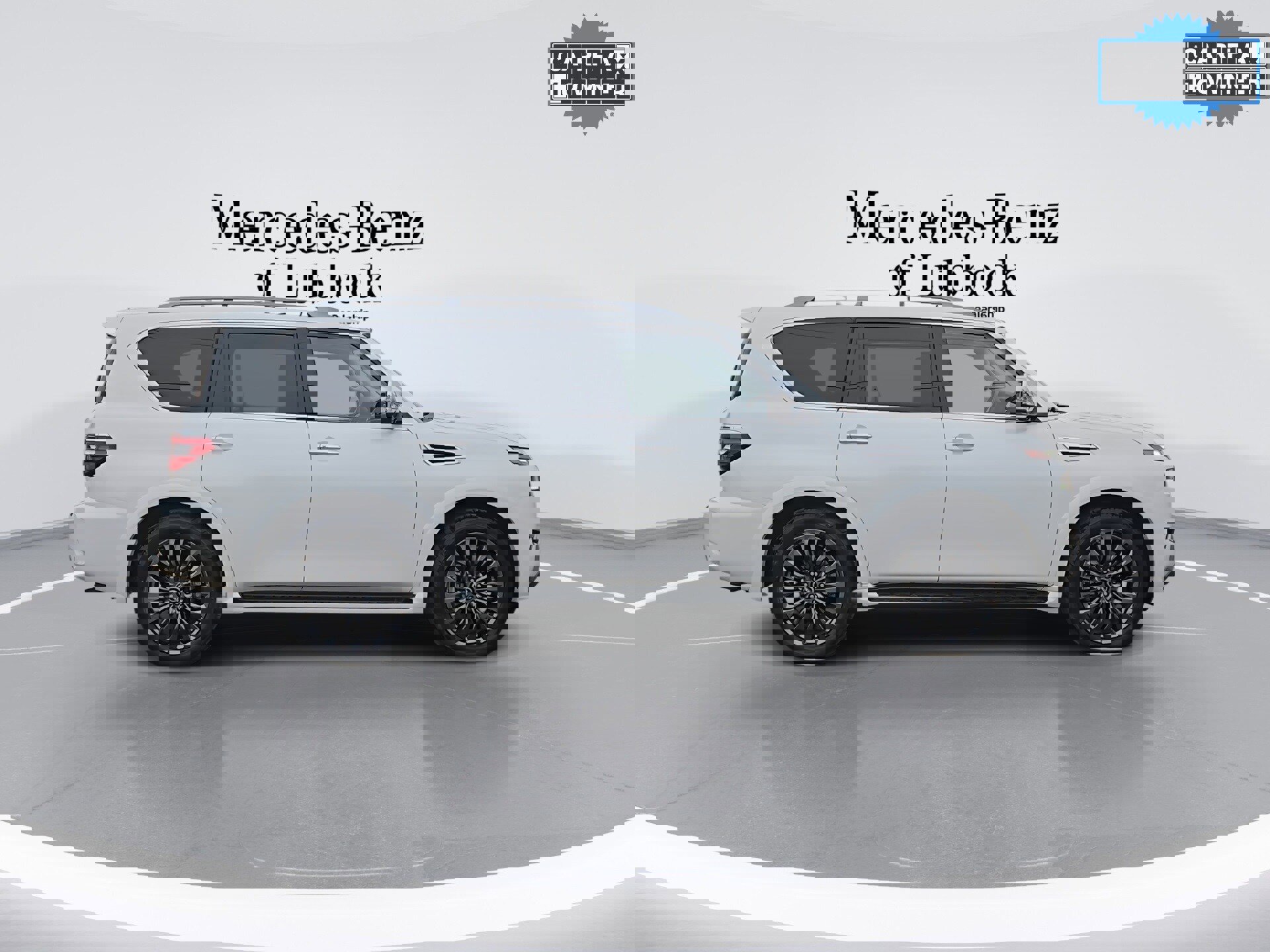 Used 2023 Nissan Armada Platinum w/ Captain's Chairs Package image 9