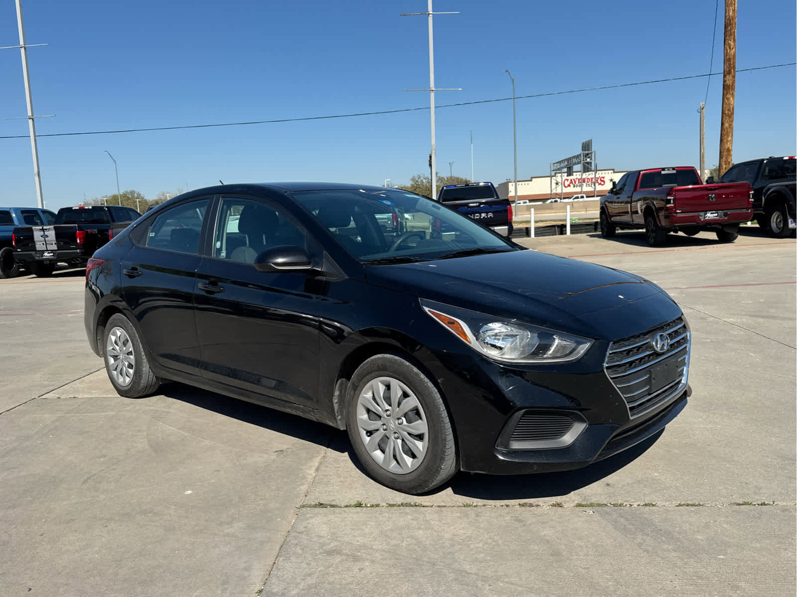 Used 2021 Hyundai Accent SE image 2