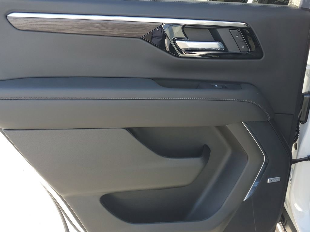 New 2026 Chevrolet Tahoe LT image 17