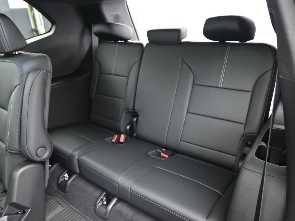 New 2026 GMC Acadia Elevation w/ Super Cruise Package FWD image 25