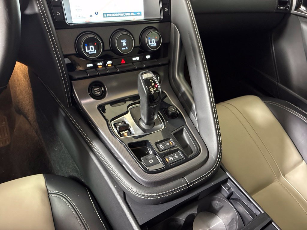 Used 2017 Jaguar F-TYPE R AWD/4WD image 15