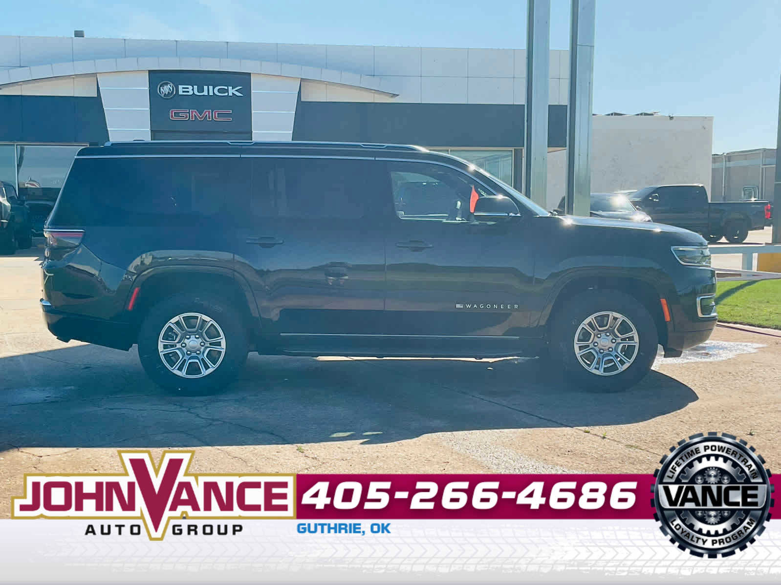 Used 2024 Jeep Wagoneer 4WD image 8