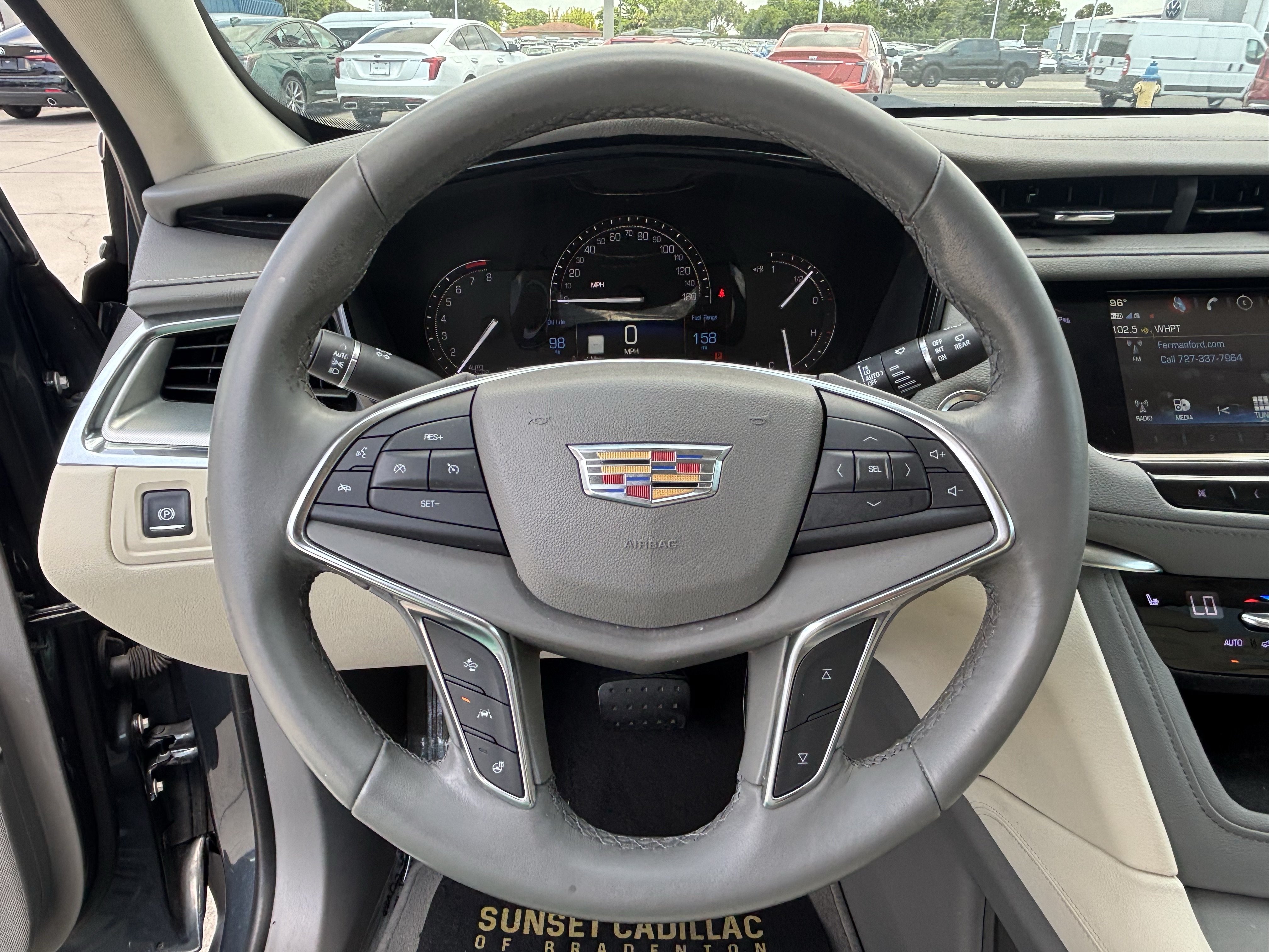 Used 2019 Cadillac XT5 Luxury FWD image 21