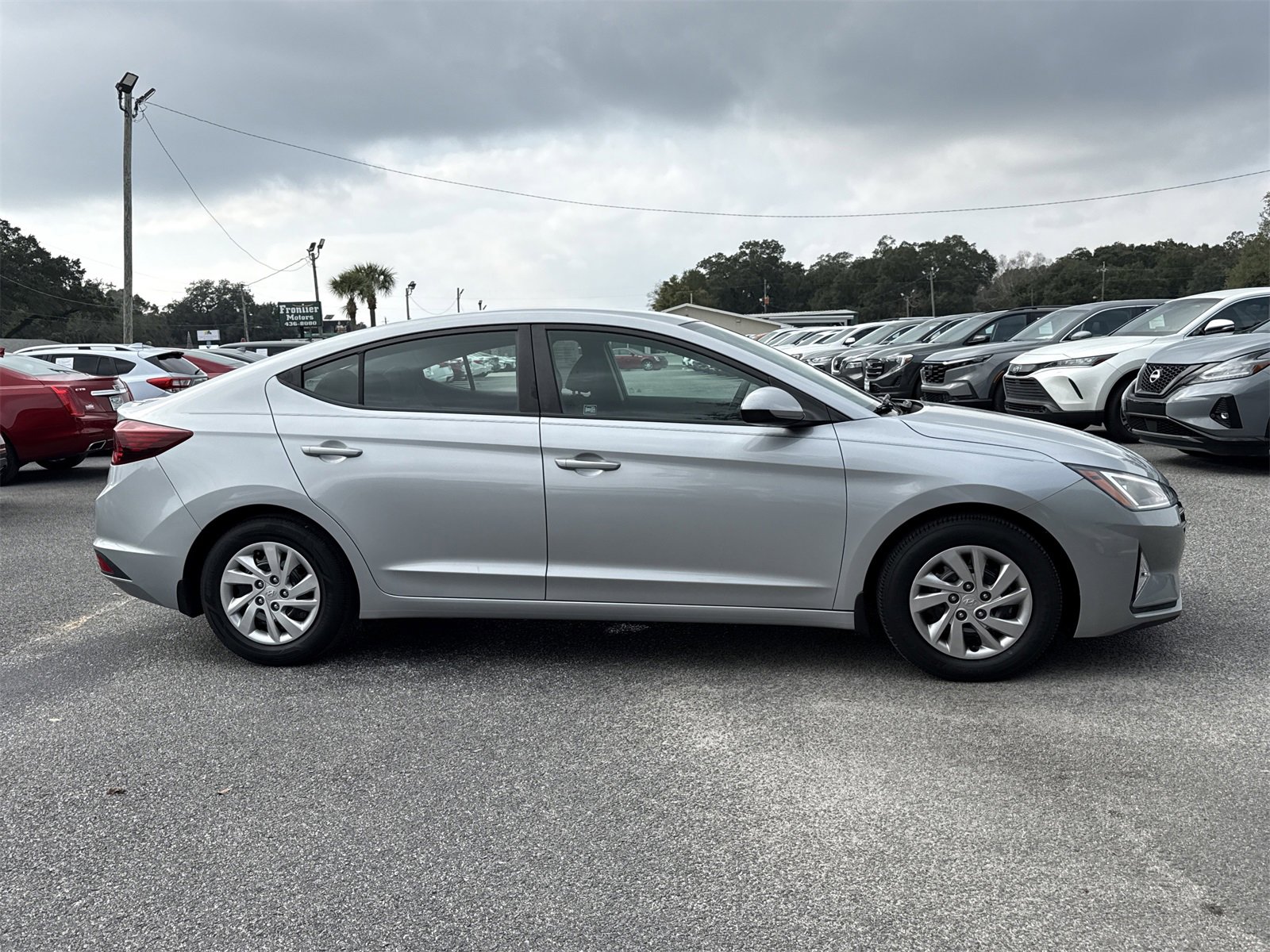 Used 2020 Hyundai Elantra SE w/ Cargo Package (C1) image 6